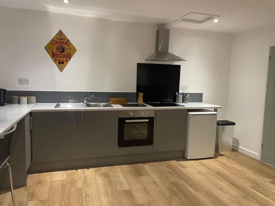 Poplar Holiday Cottage Moulton Chapel Esterno foto